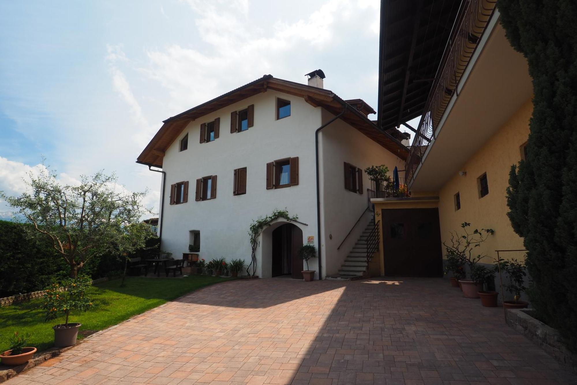 Ferienwohnungen Luggin Caldaro sulla Strada del Vino Exterior foto